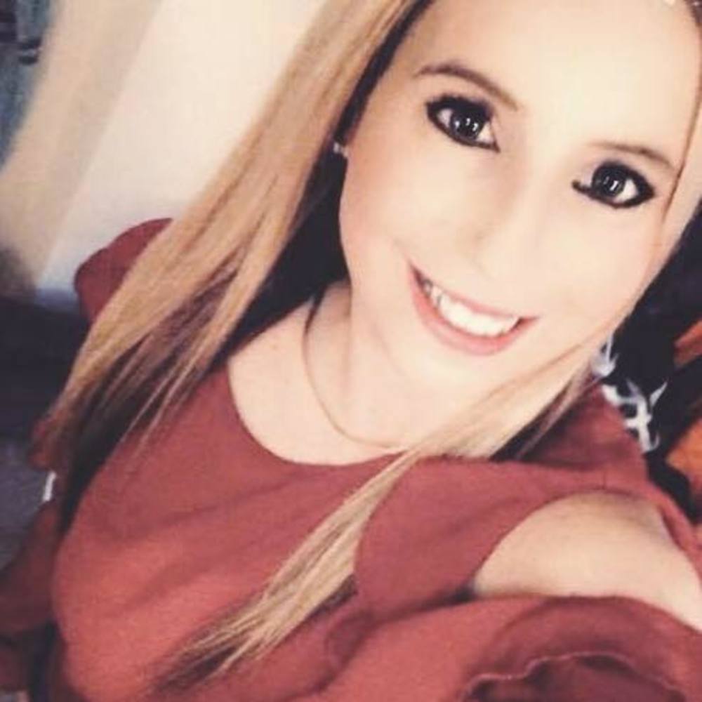 Meet your Posher, Linzy